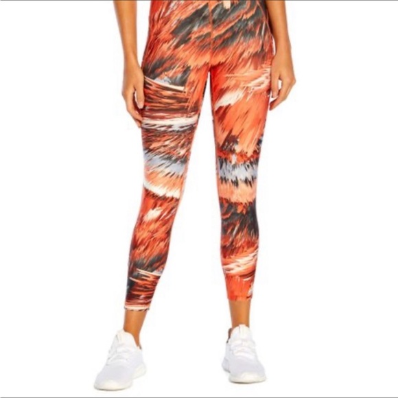 Marika Pants - NWOT Marika Women’s 25” Leggings